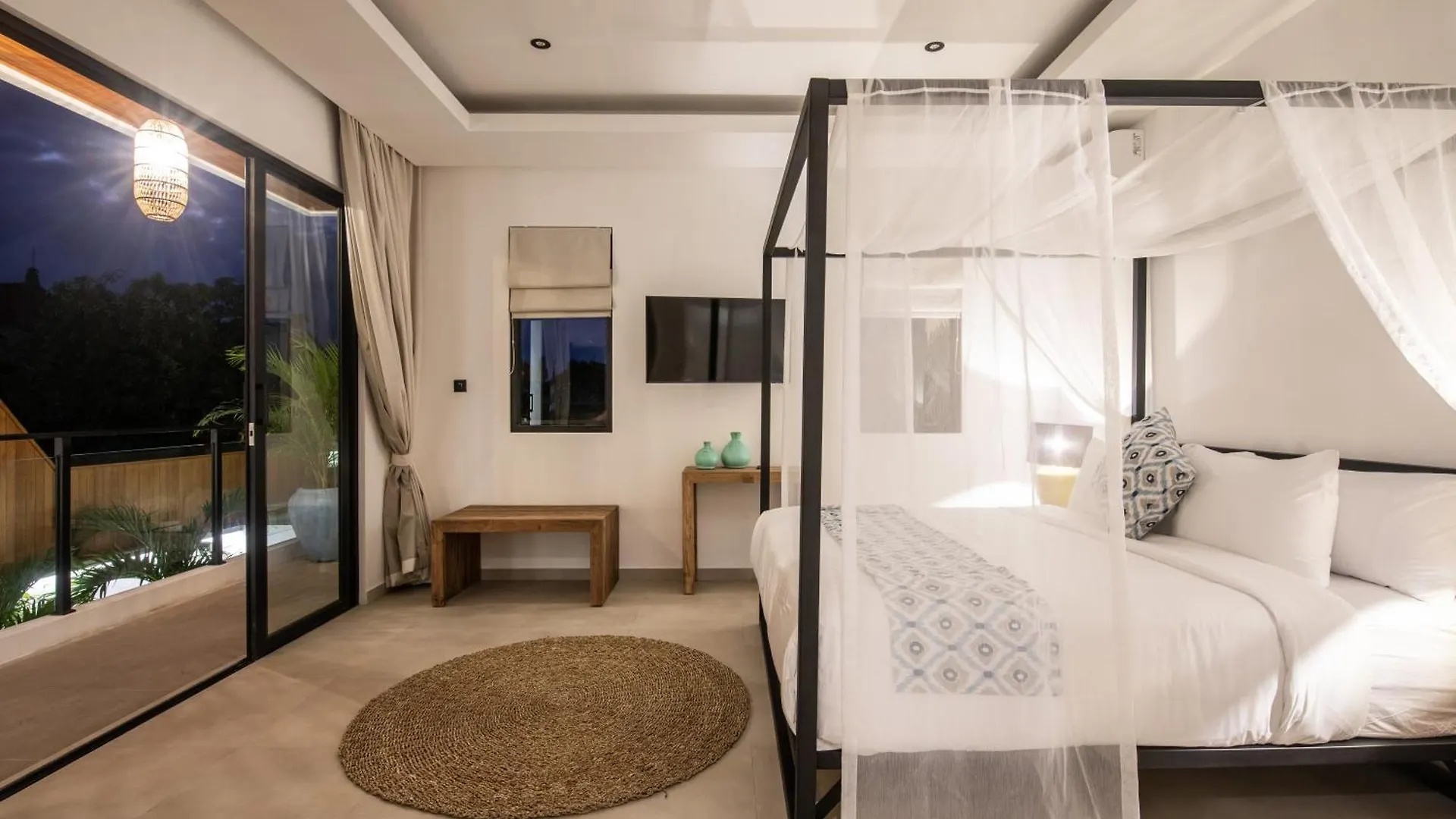 Zayana Villas Resort Seminyak  Seminyak (Bali)